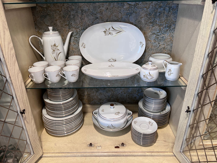 Edelstein Bavaria Dinnerware Set- Service for 12