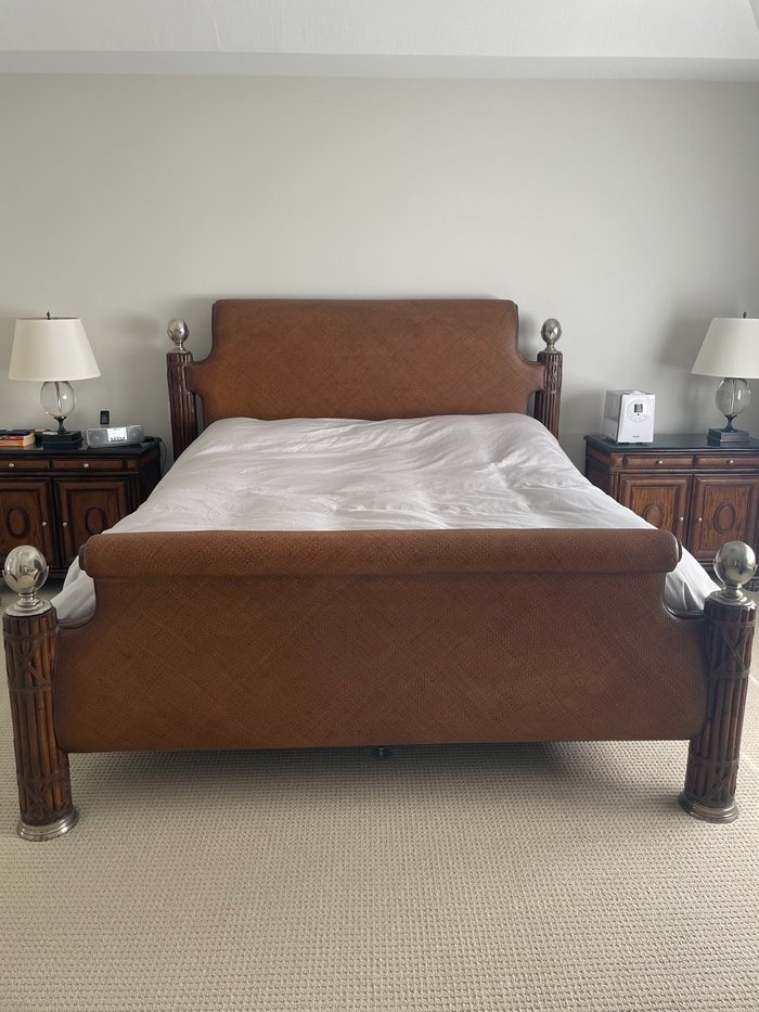 Thomasville "Ernest Hemingway Collection" Kilimanjaro King Bed + 2 Nightstands